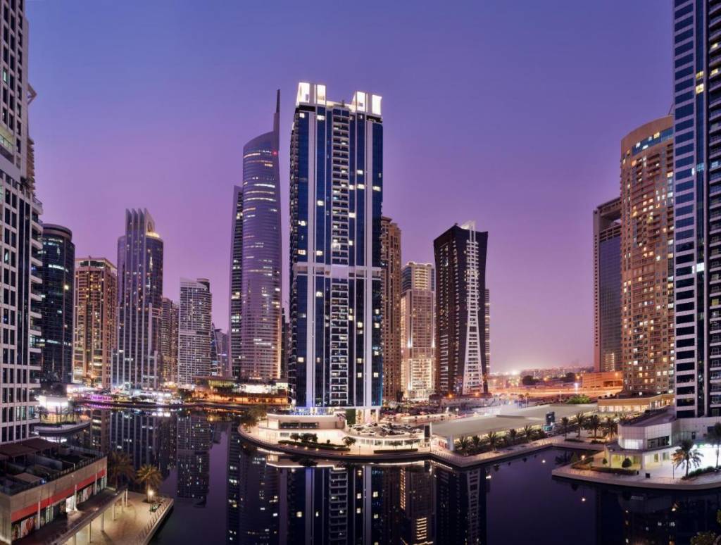 MOVENPICK HOTEL JUMEIRAH LAKES TOWERS 5★