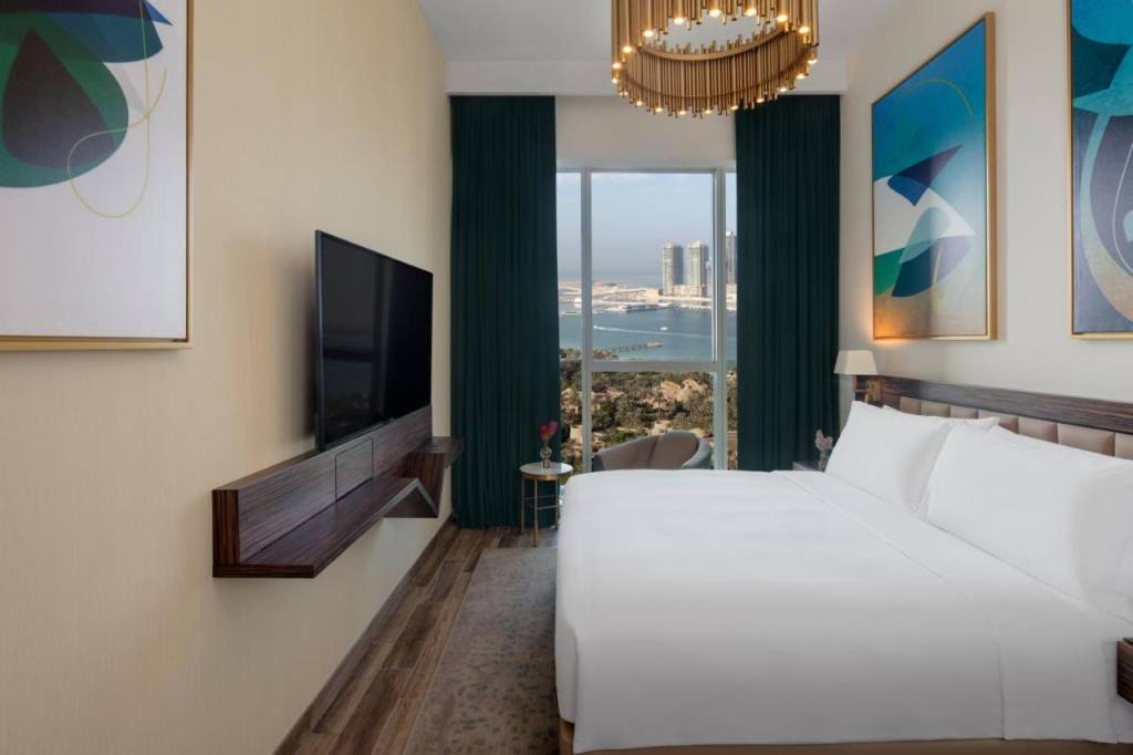 AVANI+ PALM VIEW DUBAI HOTEL & SUITES 5 ★