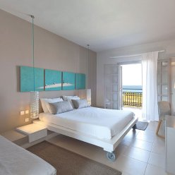 THE BAY HOTEL & SUITES SPA 4★