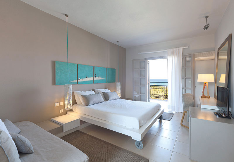 THE BAY HOTEL & SUITES SPA 4★