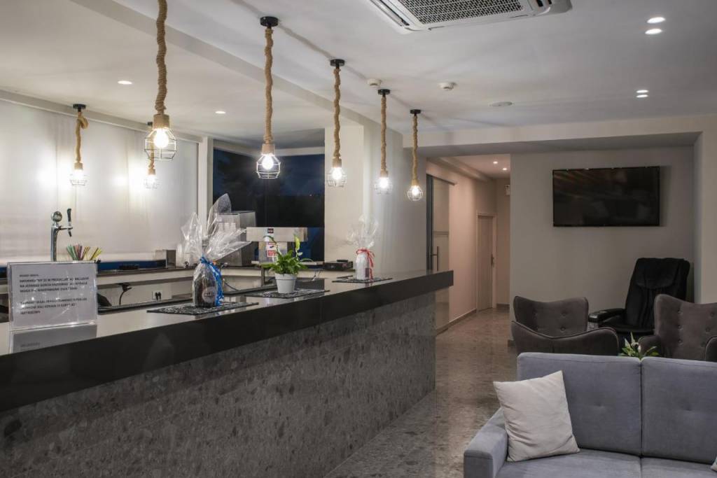 GOLDEN COAST RESORT 4★-_