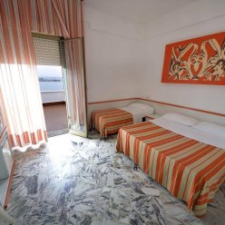 PALM BEACH (TERRASINI) 3★ SUPERIOR