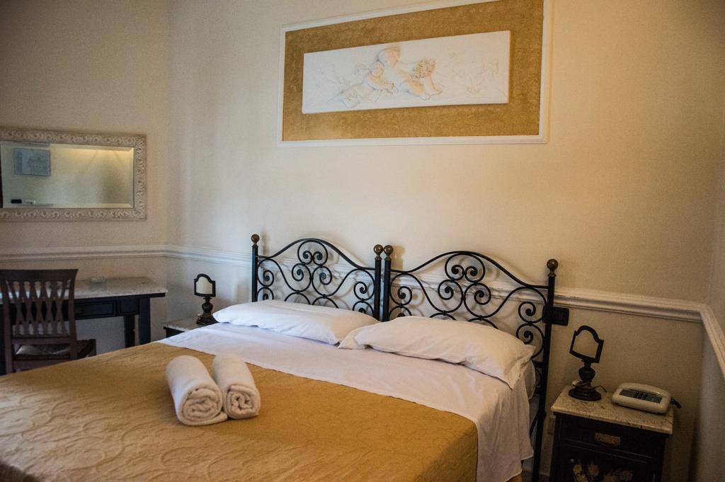 VILLA LINDA (GIARDINI NAXOS) 3 ★