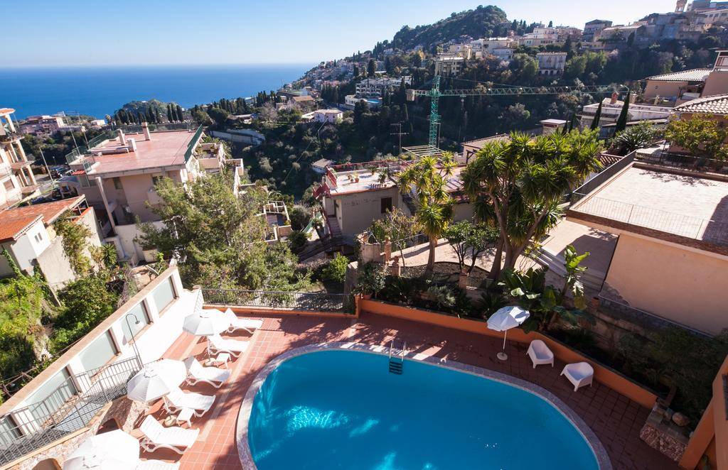 ANDROMACO PALACE HOTEL 3 ★