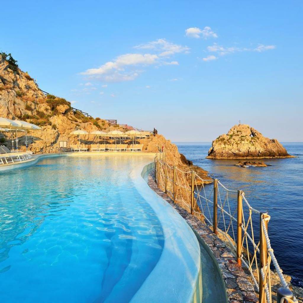 CAPOTAORMINA UNAHOTEL (CAPOTAORMINA) 4 ★