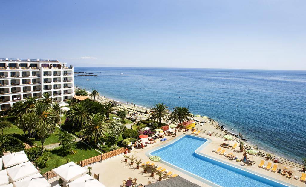 RG NAXOS HOTEL (EX. HILTON GIARDINI NAXOS) 4★ SUPER