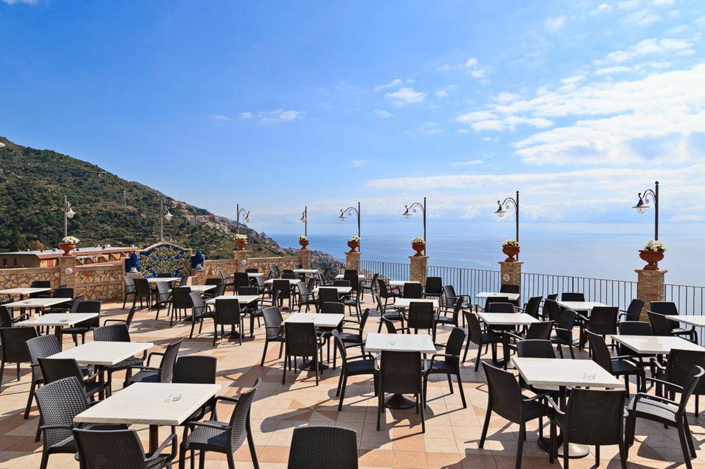 LE TERRAZZE (LETOJANNI) 4★