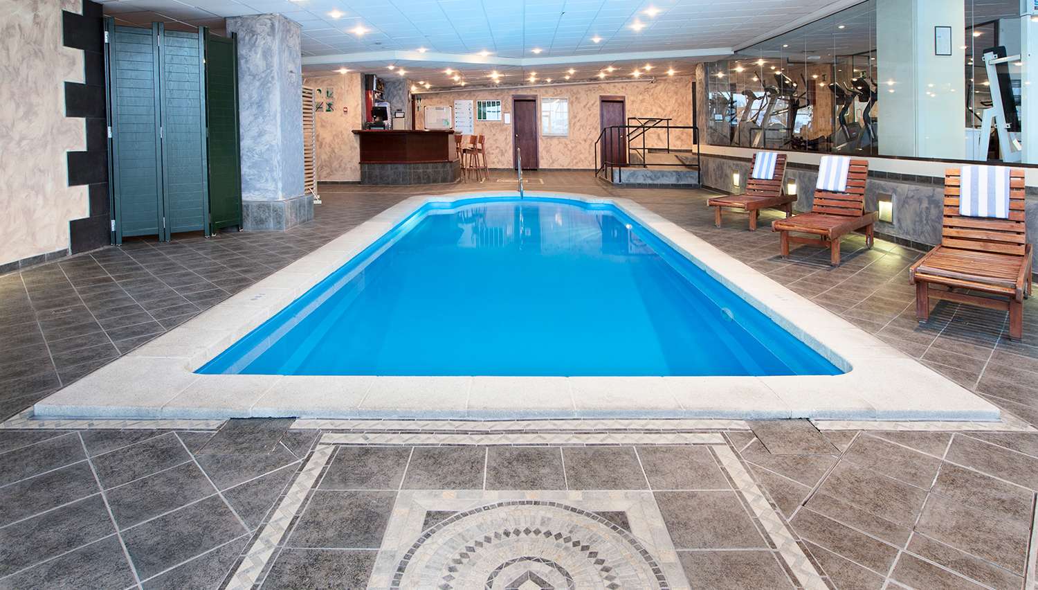 PIOLETS SOLDEU CENTER 4★