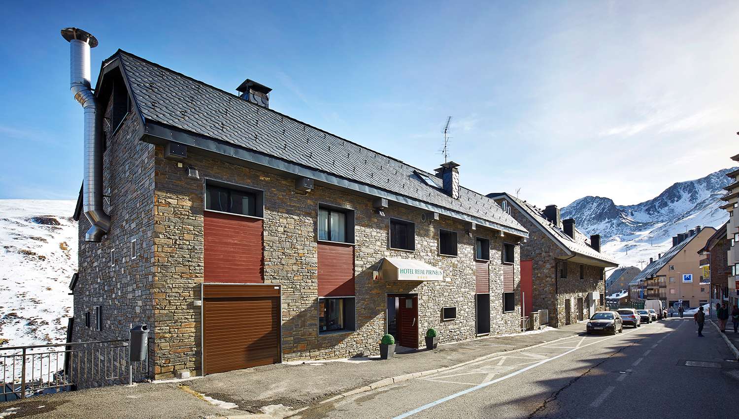 CARIBOU 4★ (200m no pacēlāja)