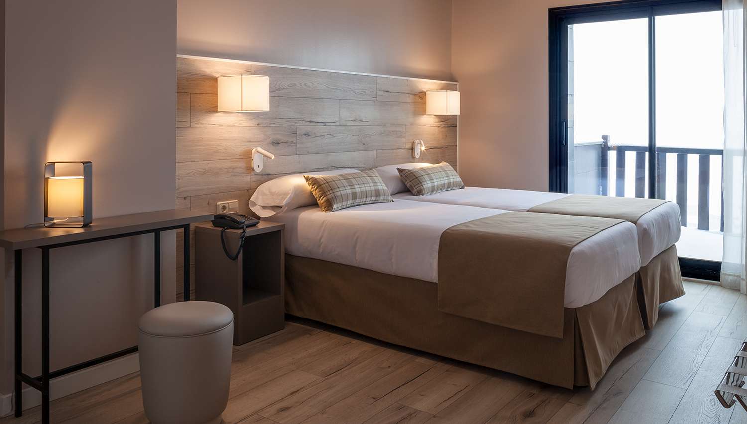 CARIBOU 4★ (200m no pacēlāja)