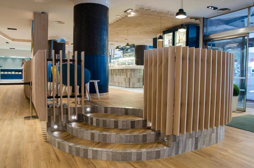 SUITES PLAZA HOTEL & WELLNESS ANDORRA (EX. HOLIDAY INN) 5★