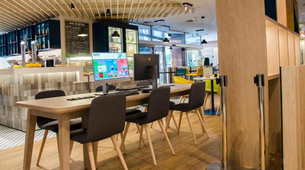 SUITES PLAZA HOTEL & WELLNESS ANDORRA (EX. HOLIDAY INN) 5★