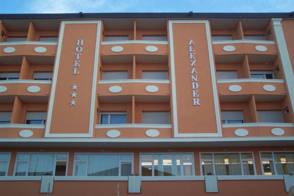 ALEXANDER RESORT HOTEL (RIMINI)