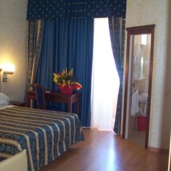ALEXANDER RESORT HOTEL (RIMINI) 