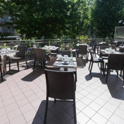 CLUB MEETING HOTEL 4★