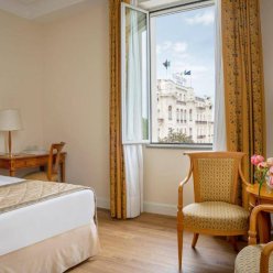 PARCO FELLINI RESIDENCE 4 ★