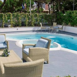 MERCURE RIMINI LUNGOMARE 4★