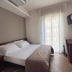 LIME HOTEL (RIMINI) EX. SPLENDOR 3 ★