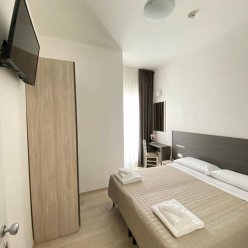 BED AND BOOK HOTEL (RIMINI) 2 ★