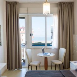 LA PERLA (RIMINI) 3★