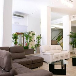 LA PERLA (RIMINI) 3★