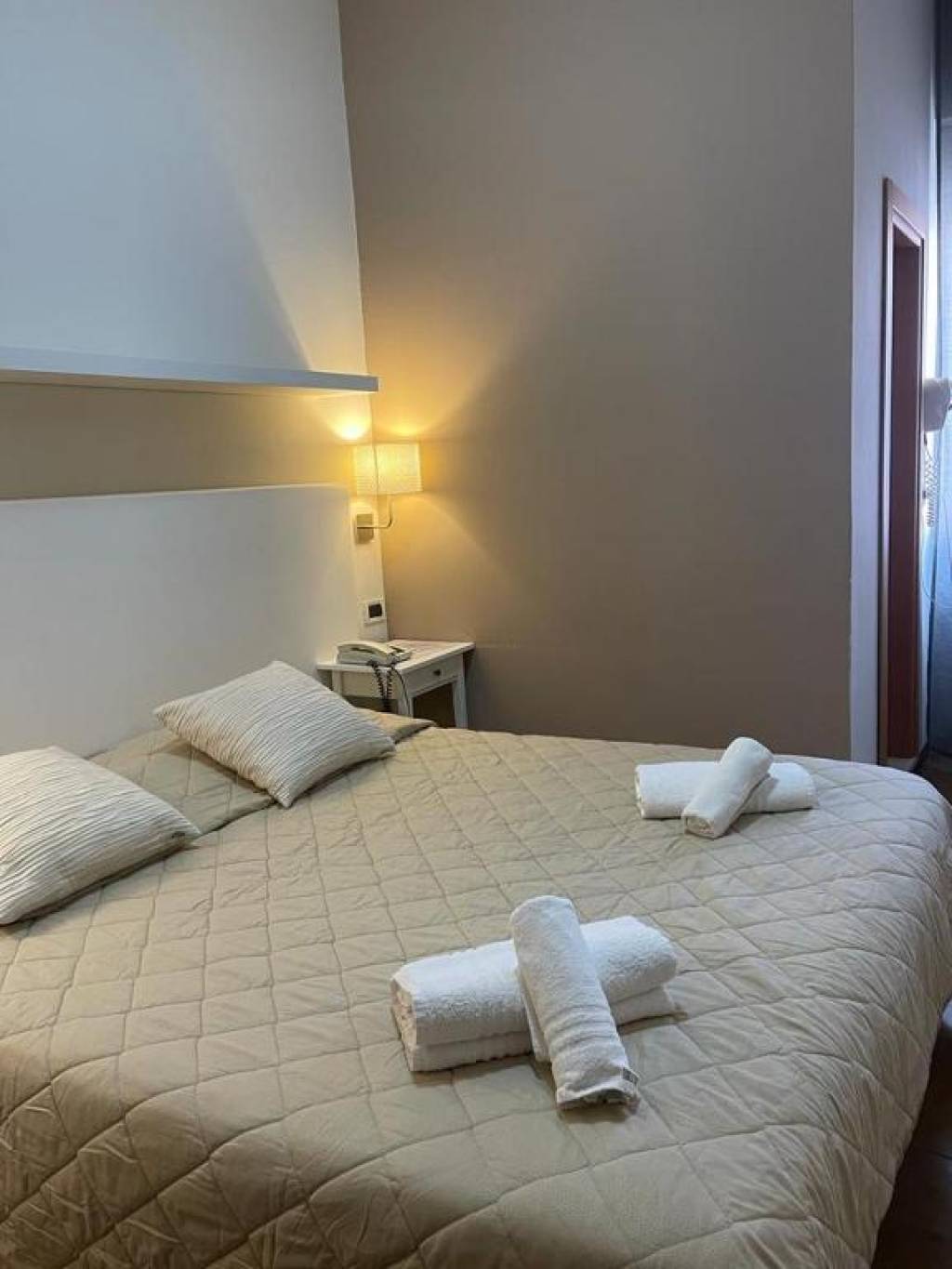 LOSANNA (RIMINI) 3 ★-_