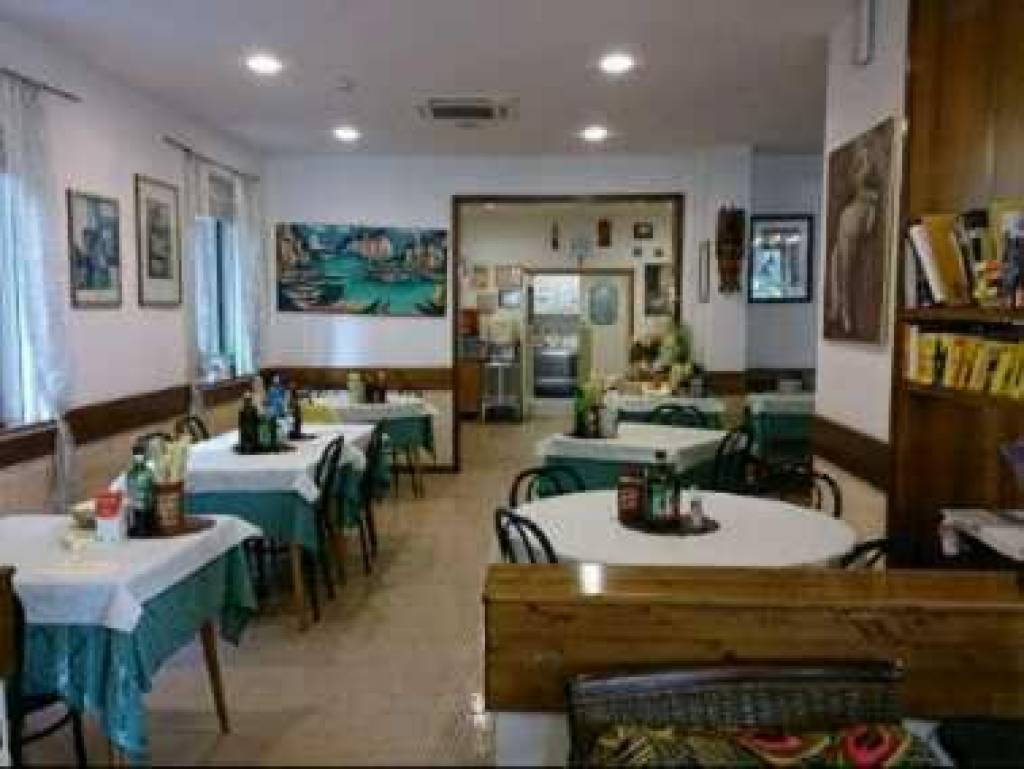 CORTINA HOTEL (RIMINI) 3 ★