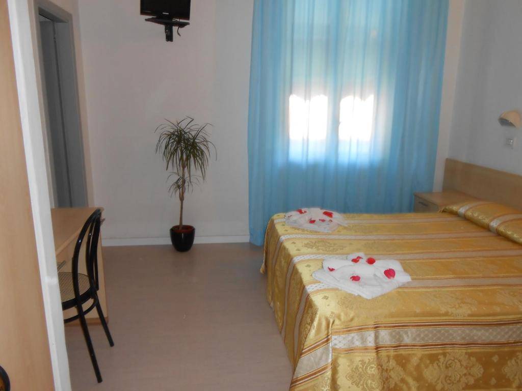 NEW PRIMULA (RIMINI) 3 ★