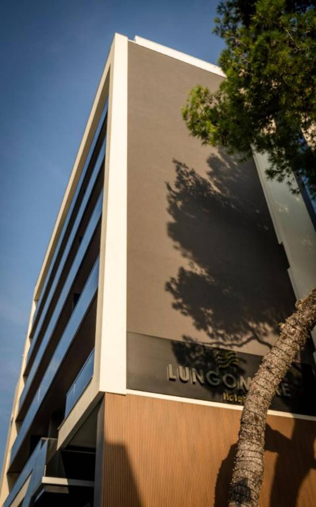 HOTEL LUNGOMARE 4★-_