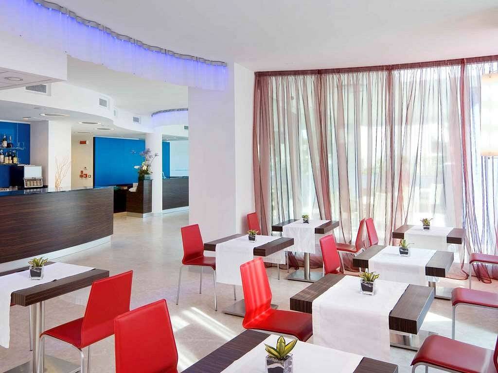 MERCURE RIMINI LUNGOMARE 4★
