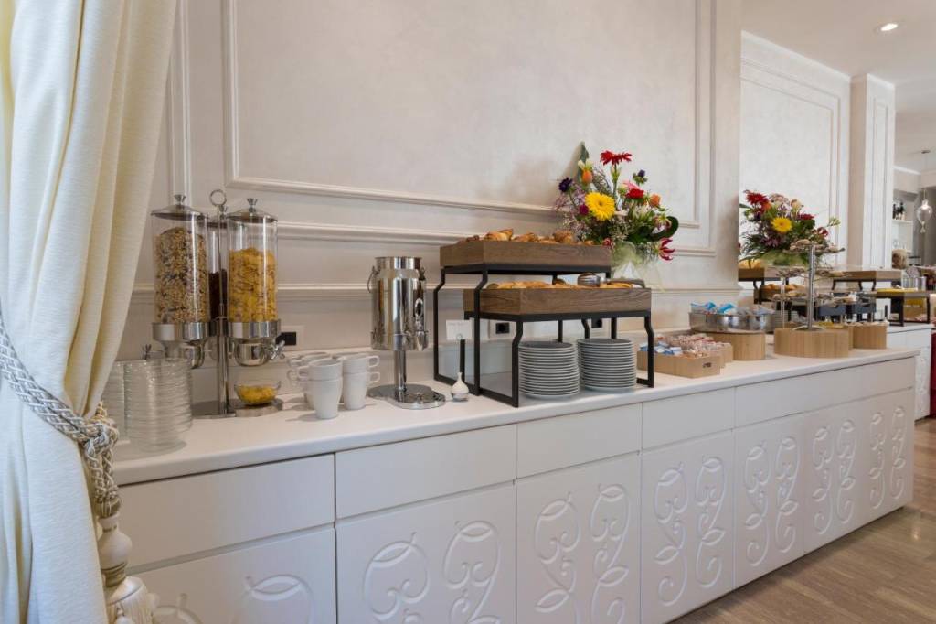 AMSTERDAM SUITE & SPA HOTEL (RIMINI) 4★ SUPER