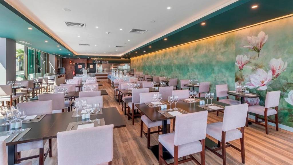 HOTEL ENOTEL MAGNÓLIA 4★