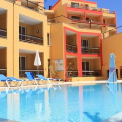 CAIS DA OLIVEIRA 4★