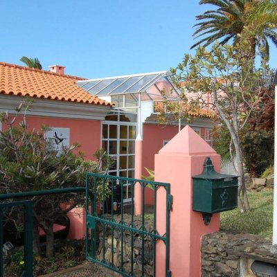 INN & ART MADEIRA 3★