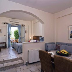 HARMONY HOTEL APARTMENTS 3 ★