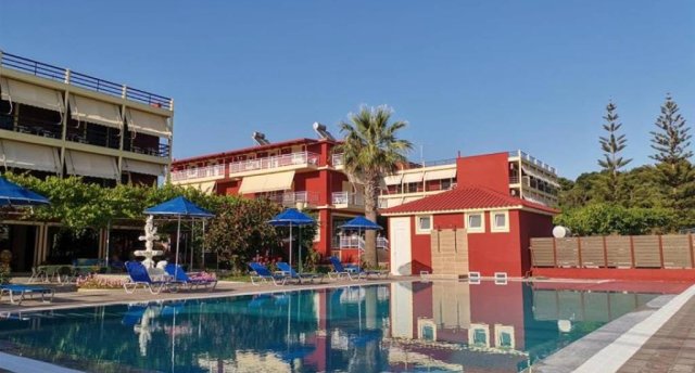 BRATI ARKOUDI HOTEL 2★