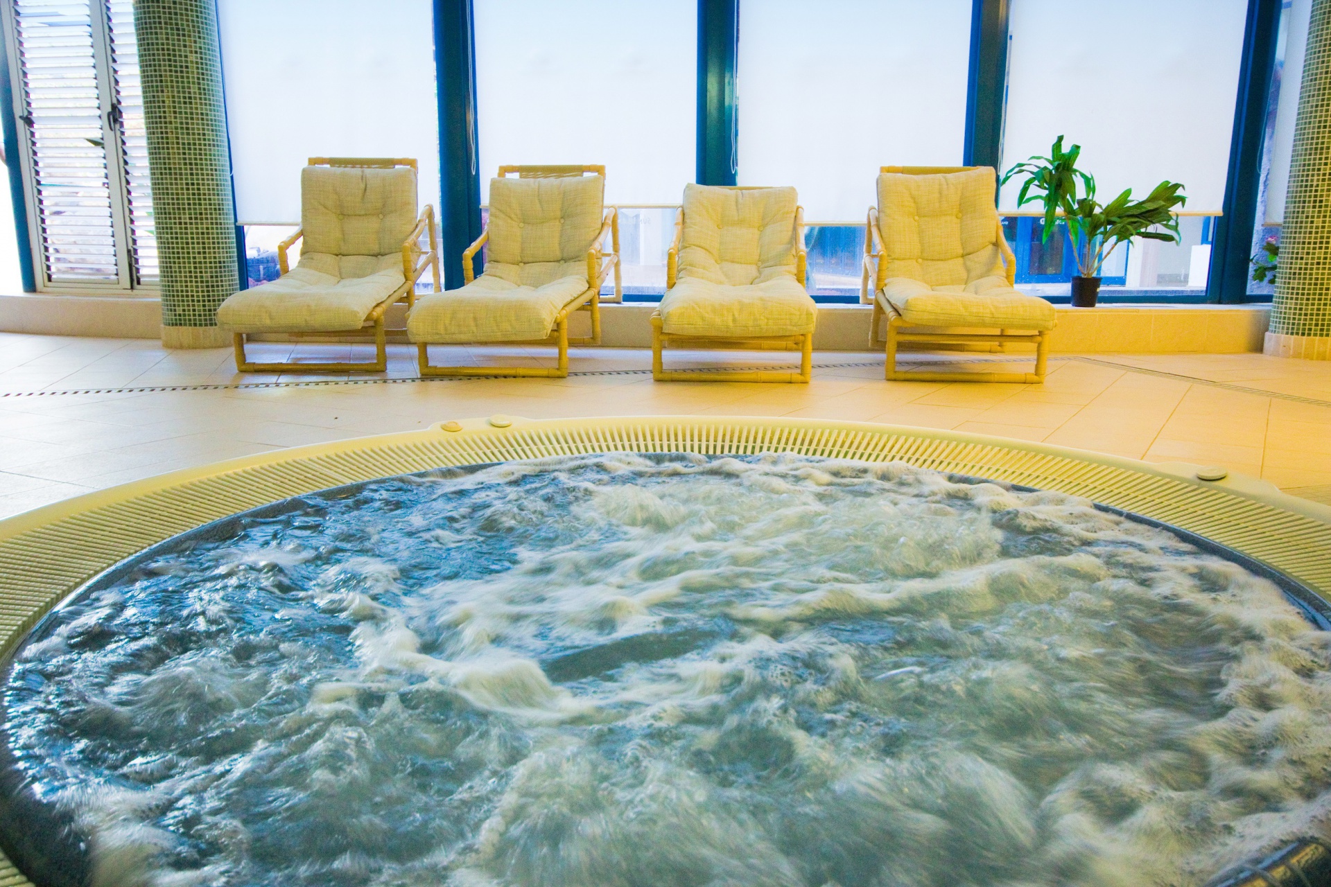 THB TROPICAL ISLAND 4★