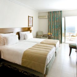 LABRANDA AMADIL BEACH 4★