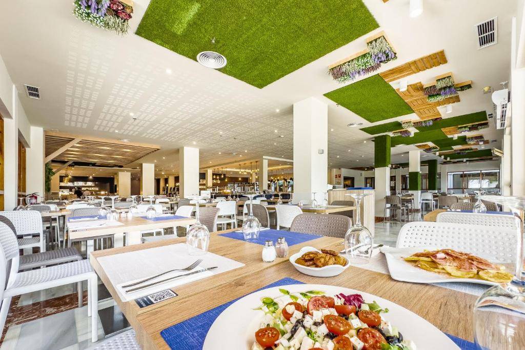 HOTEL THB SAN FERMÍN 3★