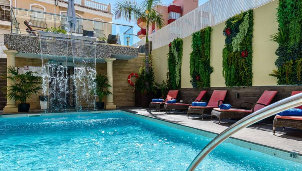 MOON DREAMS TORREMOLINOS (tikai pieaugušajiem 18+) (EX. EL TIBURON BOUTIQUE HOTEL & SPA) 4★