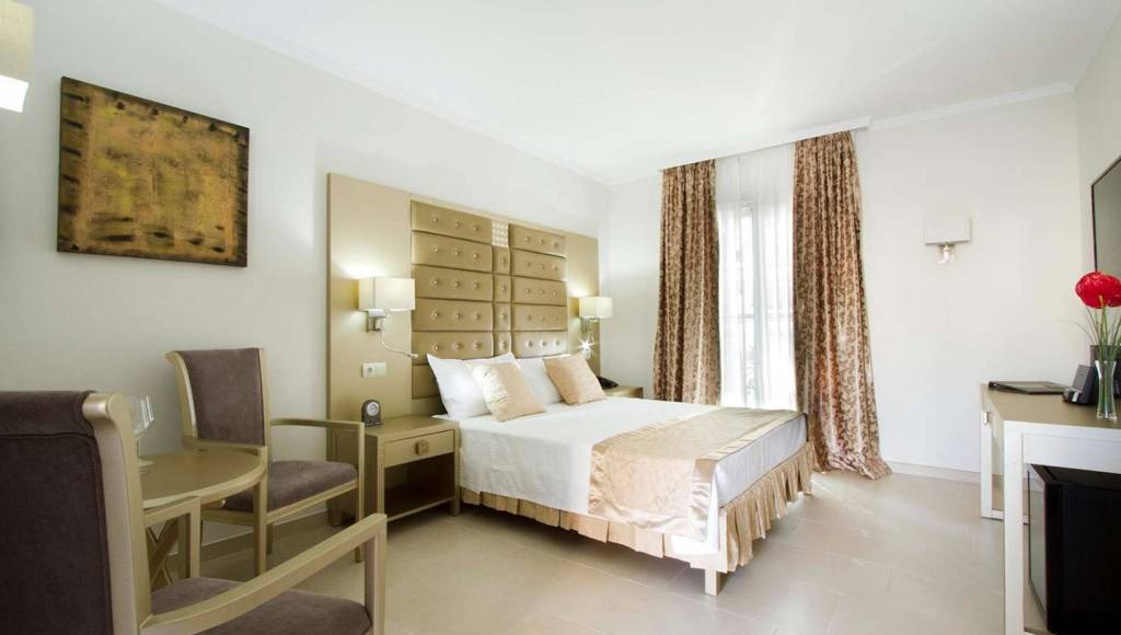 MOON DREAMS TORREMOLINOS (tikai pieaugušajiem 18+) (EX. EL TIBURON BOUTIQUE HOTEL & SPA) 4★