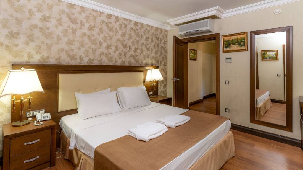 LATANYA PARK RESORT 4★