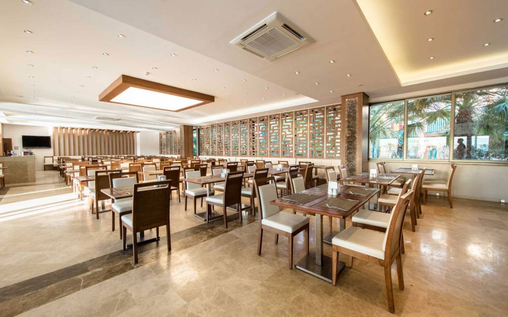 JASMIN BEACH HOTEL BODRUM 4★