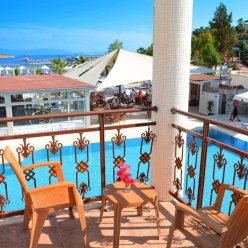 AYAZ AQUA BEACH HOTEL 4★