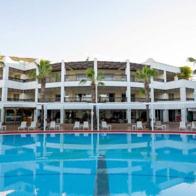 LATANYA PARK RESORT 4★