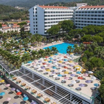 HOTEL GRAND EFE 4★