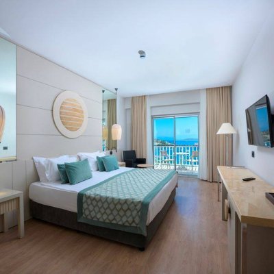HOTEL BAIA BODRUM 5★