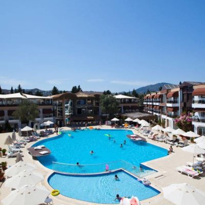 BITEZ RISA HOTEL 4★