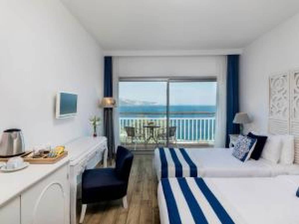 BLUE DREAMS RESORT 5★