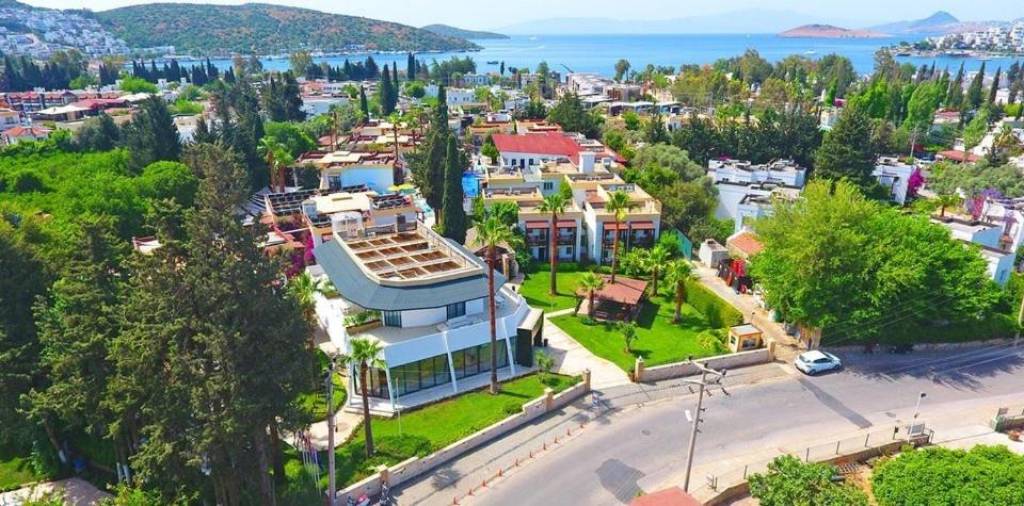 BITEZ GARDEN LIFE 4★